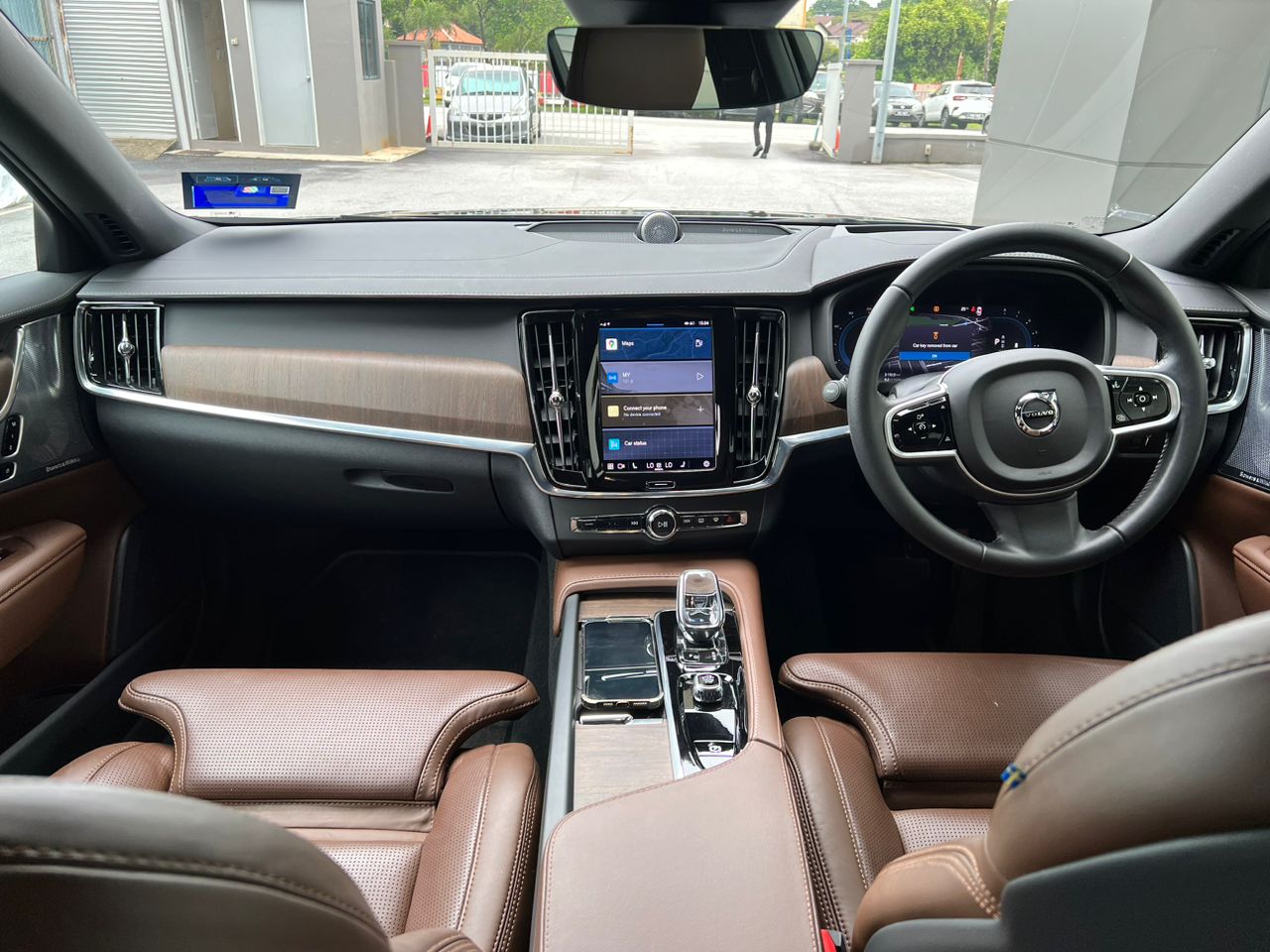 2022 Volvo S90 B5