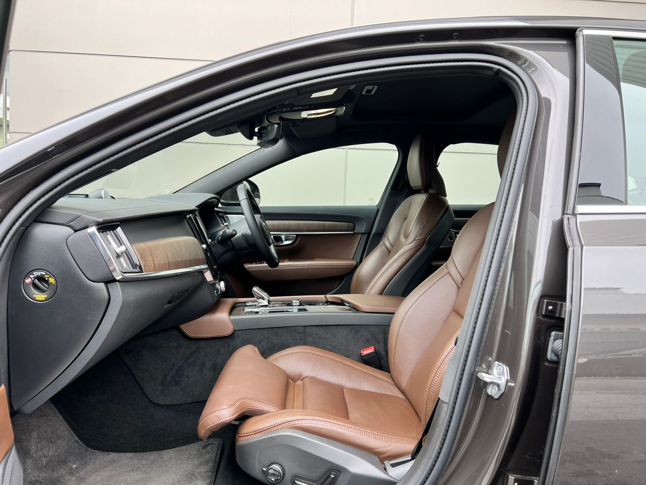 2022 Volvo S90 B5