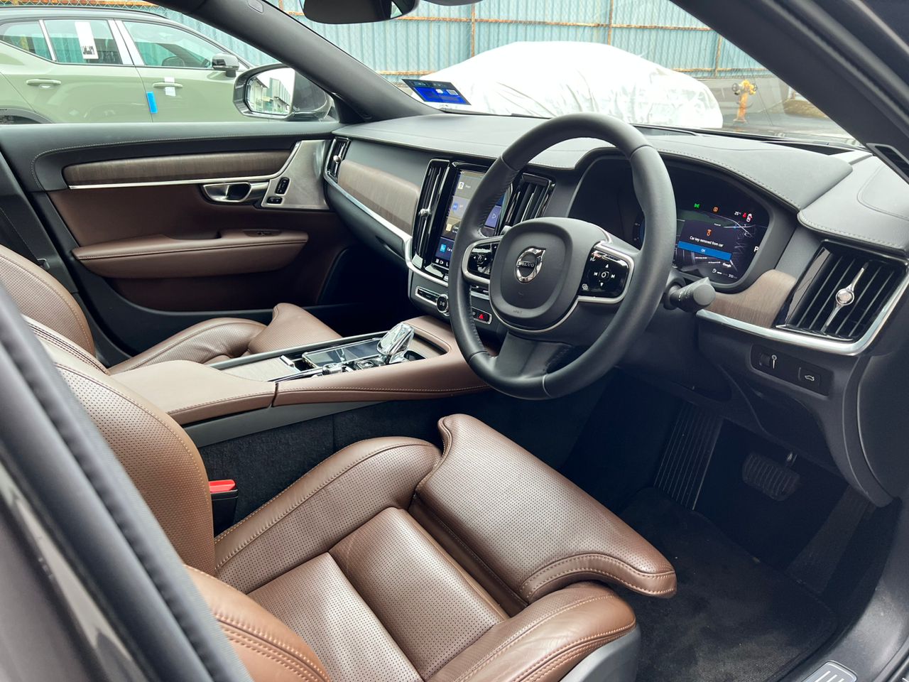 2022 Volvo S90 B5