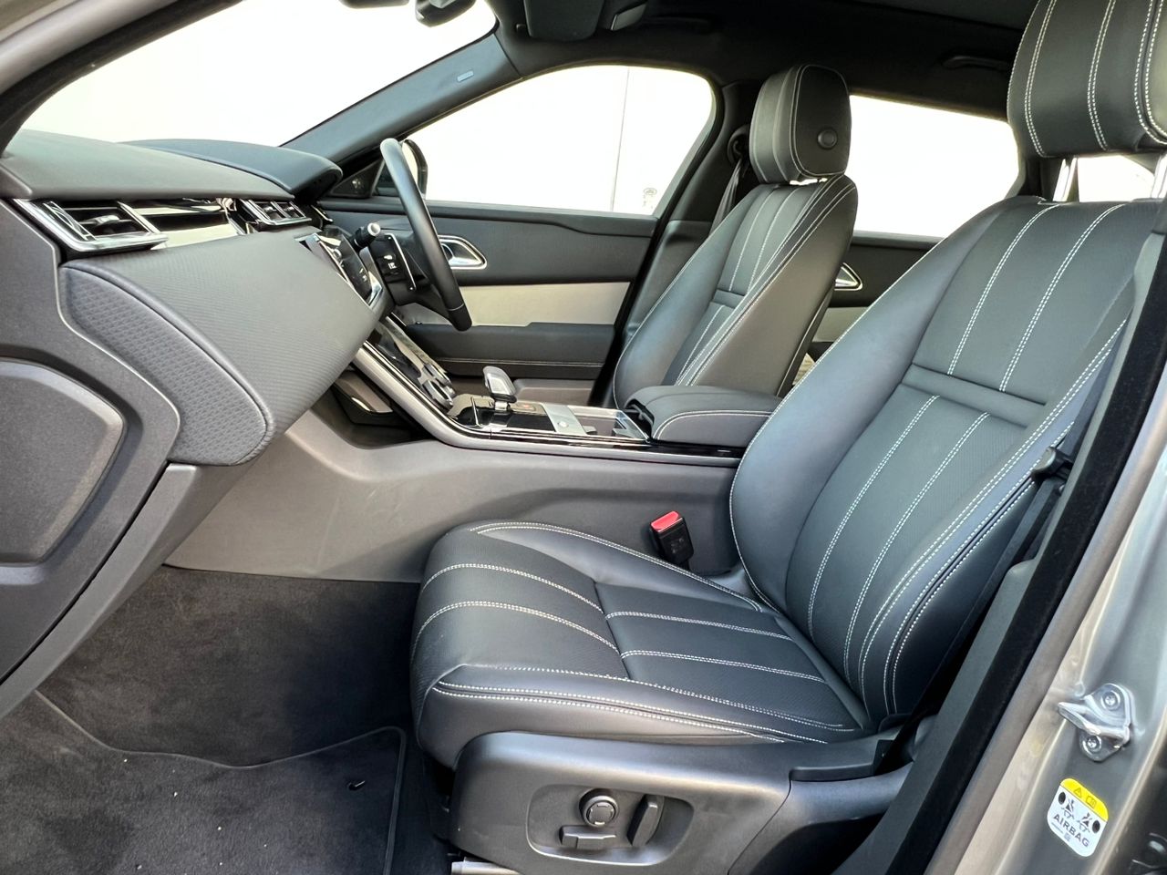 2022 Land Rover Velar 2.0L R-Dynamic