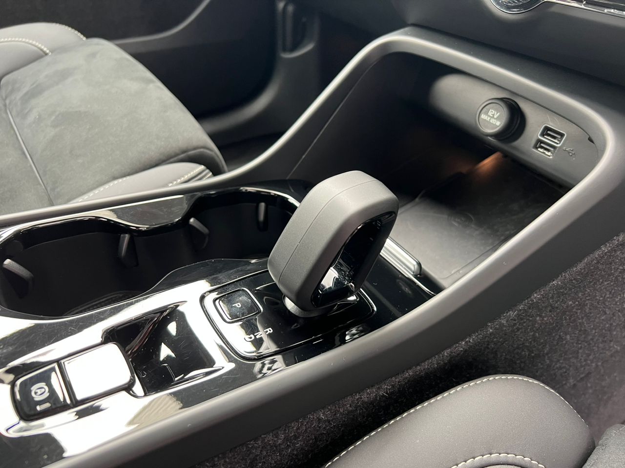 2022 Volvo XC40 T5 Recharge