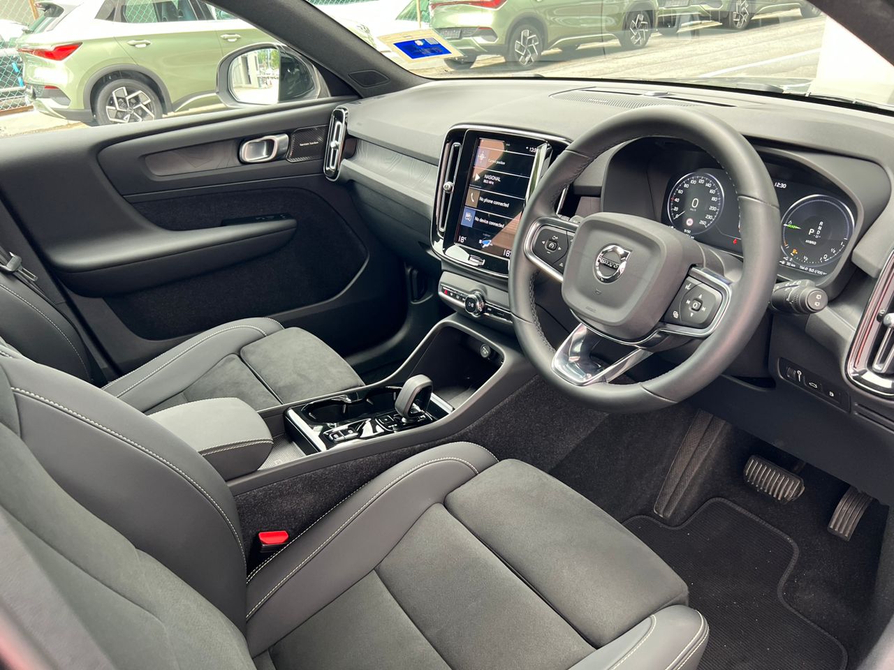 2022 Volvo XC40 T5 Recharge