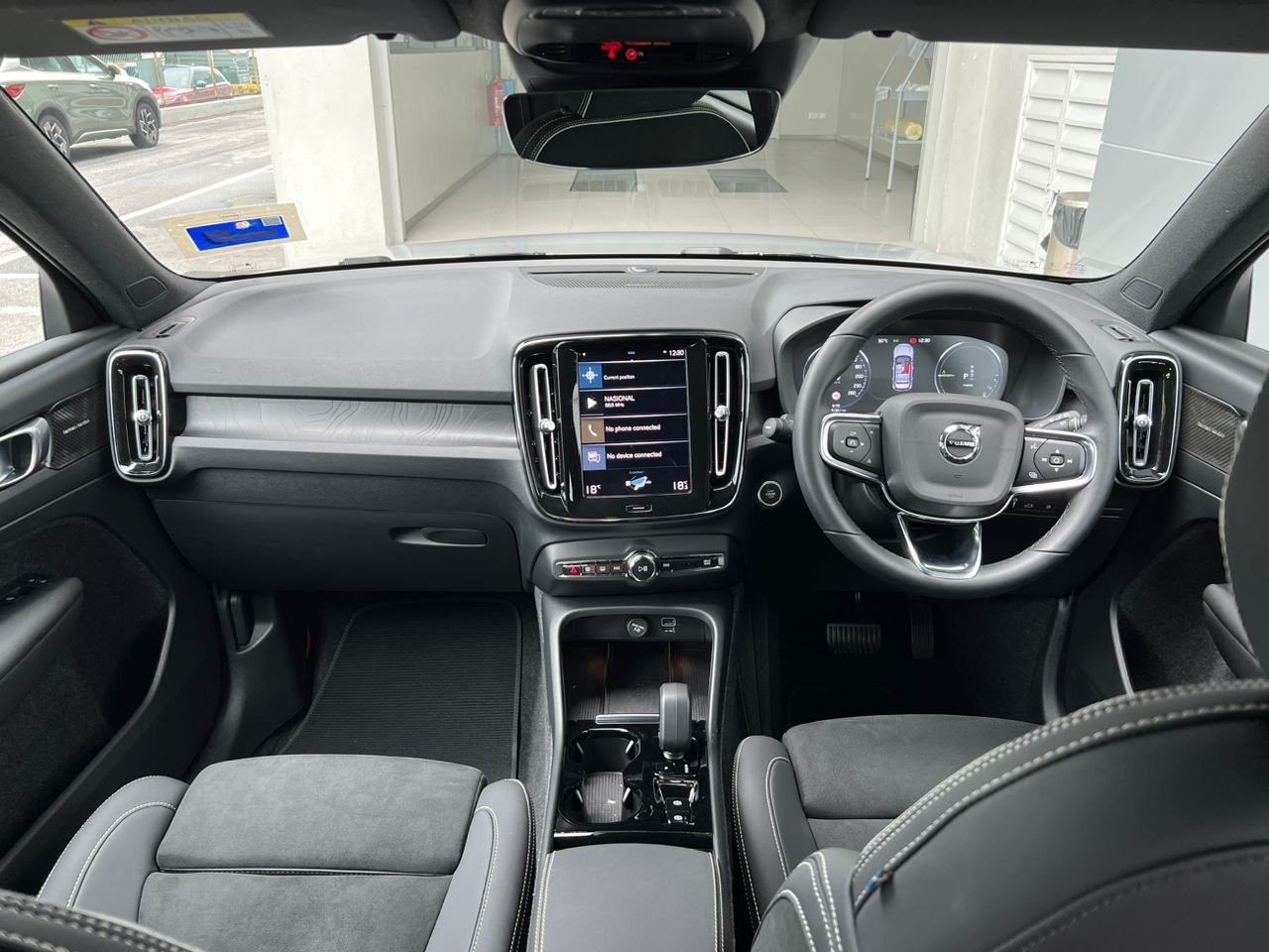 2022 Volvo XC40 T5 Recharge