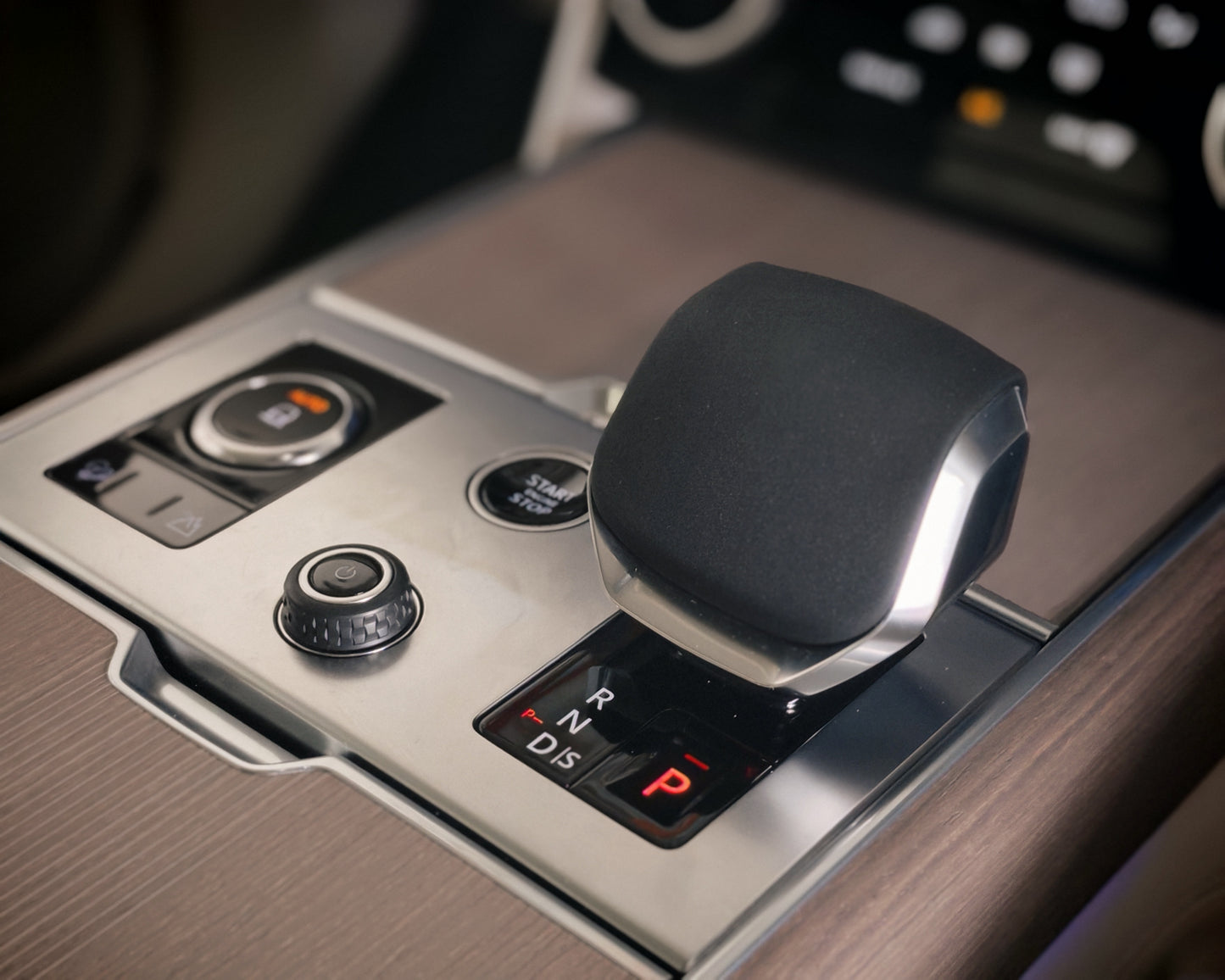 Range Rover First Edition LWB P530