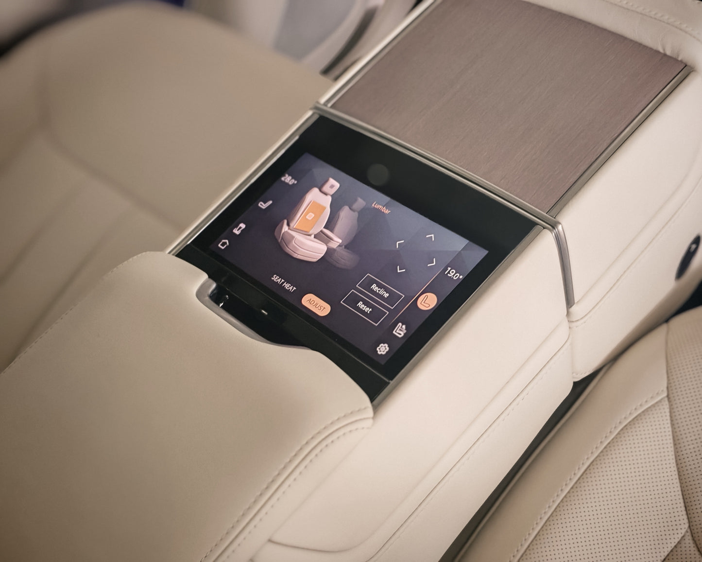 Range Rover First Edition LWB P530