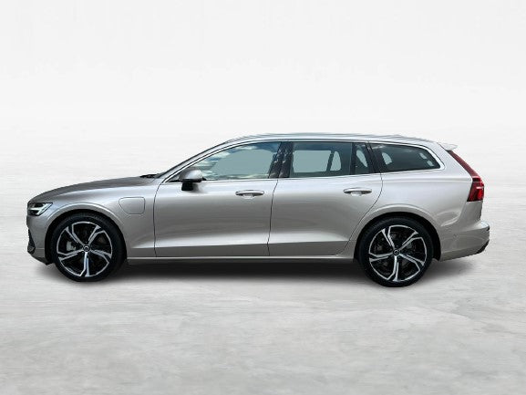2022 Volvo V60 T8 Ultimate