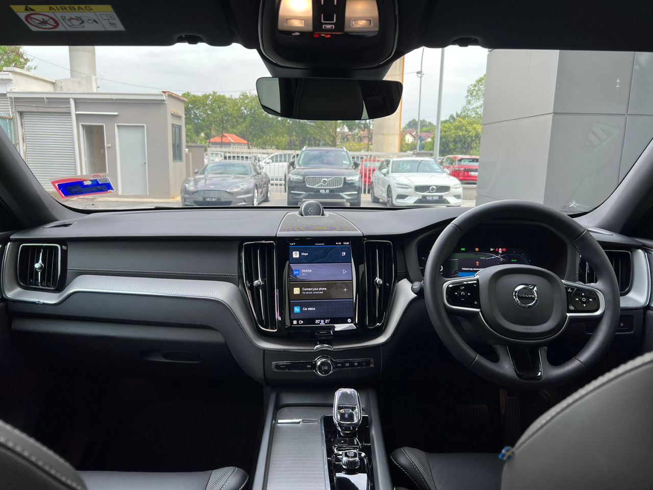 2022 Volvo XC60 T8 Ultimate