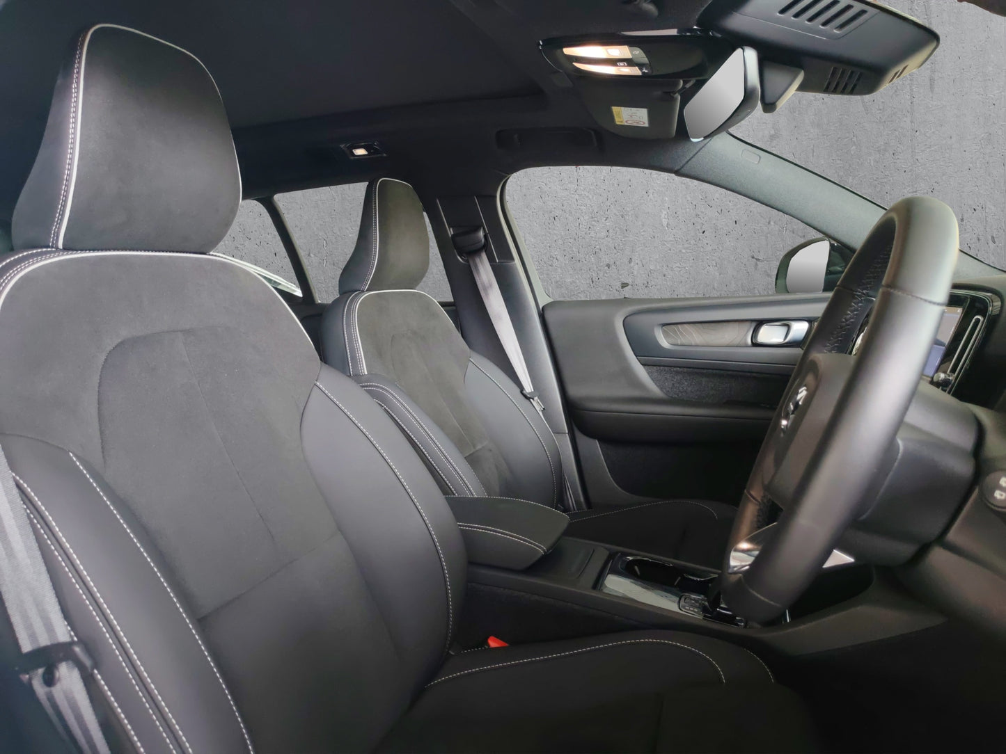 Volvo XC40 Recharge P8