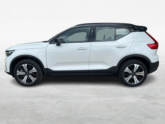2022 Volvo XC40 P8 Electric
