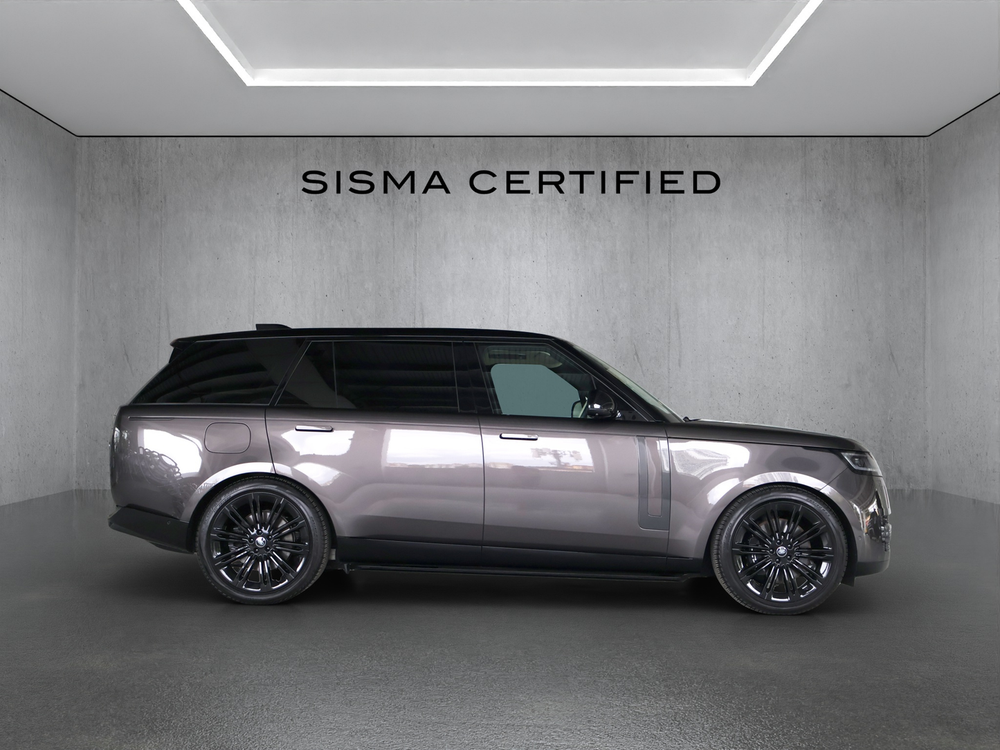 Range Rover First Edition LWB P530